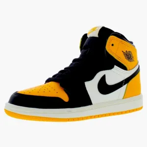 - Nike Kids Jordans Black  Yellow  White Jordans size 9 (toddler)