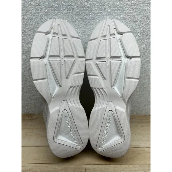 2019 New Balance 409 White Mens Athletic Sneakers Size: 16 Medium D Wide NOS