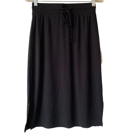 Carve Designs Women's Black Lightweight Knit Addie Skirt S NWT