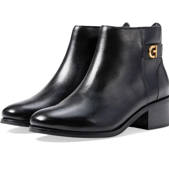 Cole Haan Womens Holis Black Leather Gold Logo Side Buckle Heeled Ankle Boot 9.5