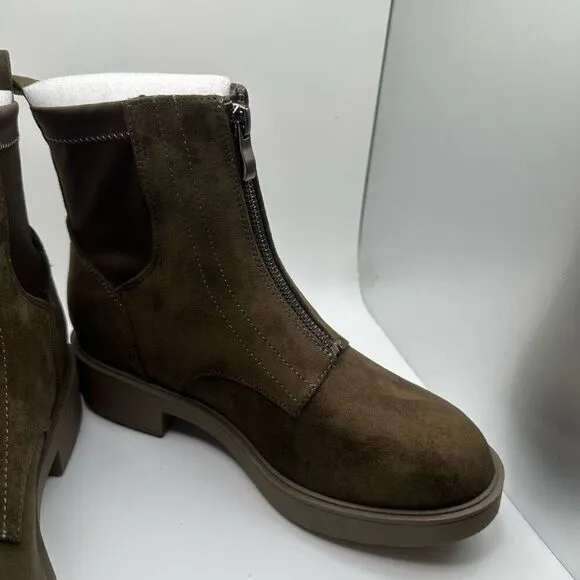 CUSHIONAIRE Hackett Front Zip Stretch Boot 7 OLIVE NEW