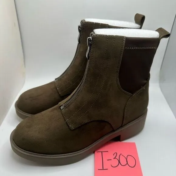 CUSHIONAIRE Hackett Front Zip Stretch Boot 7 OLIVE NEW