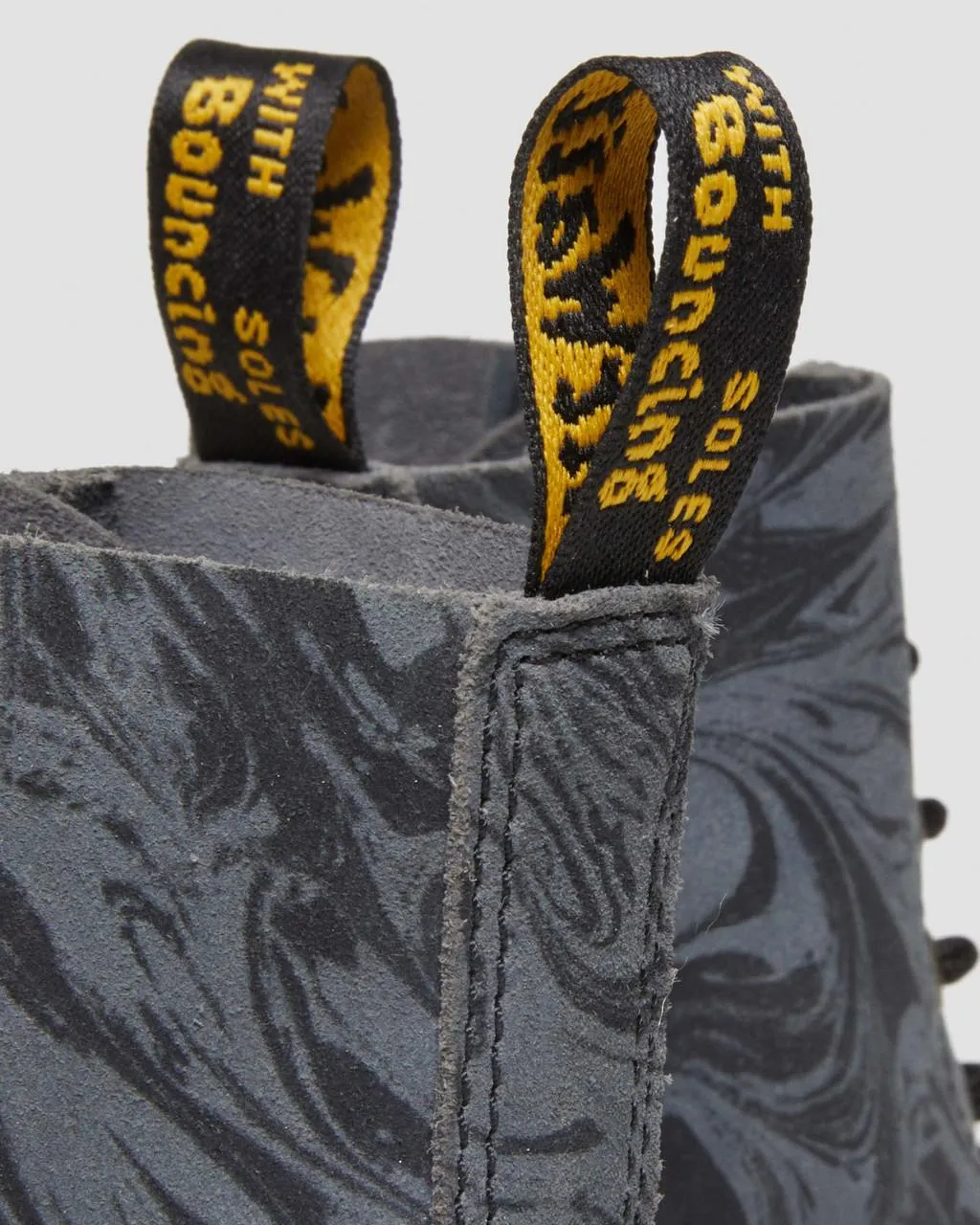 DR. MARTENS 1460 PASCAL