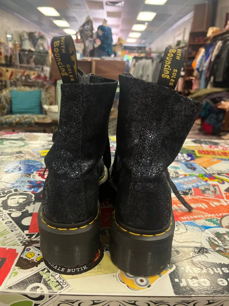 DR MARTIN METALLIC PLATFORM (org$180)