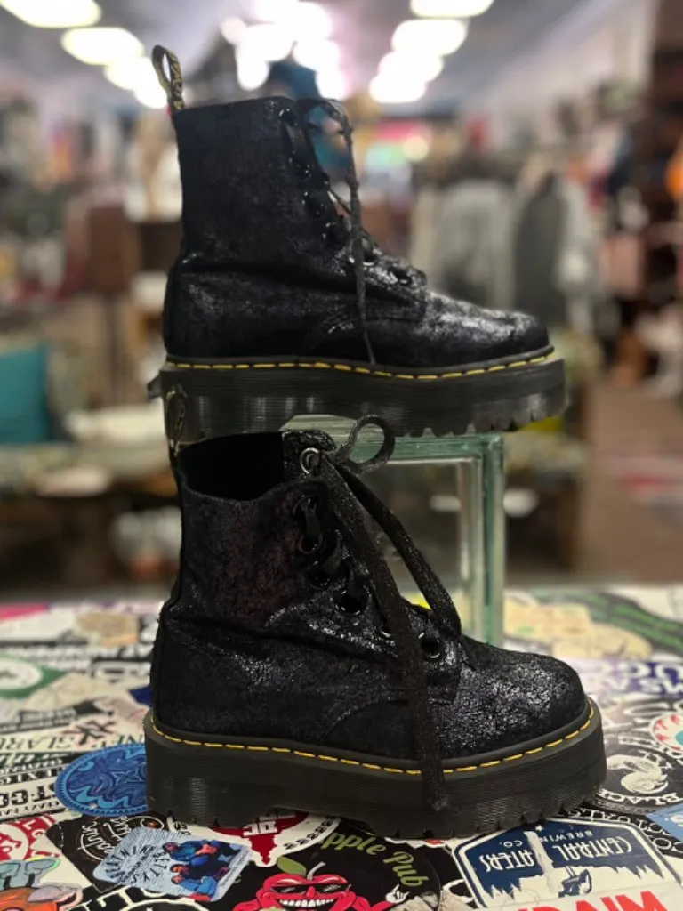 DR MARTIN METALLIC PLATFORM (org$180)