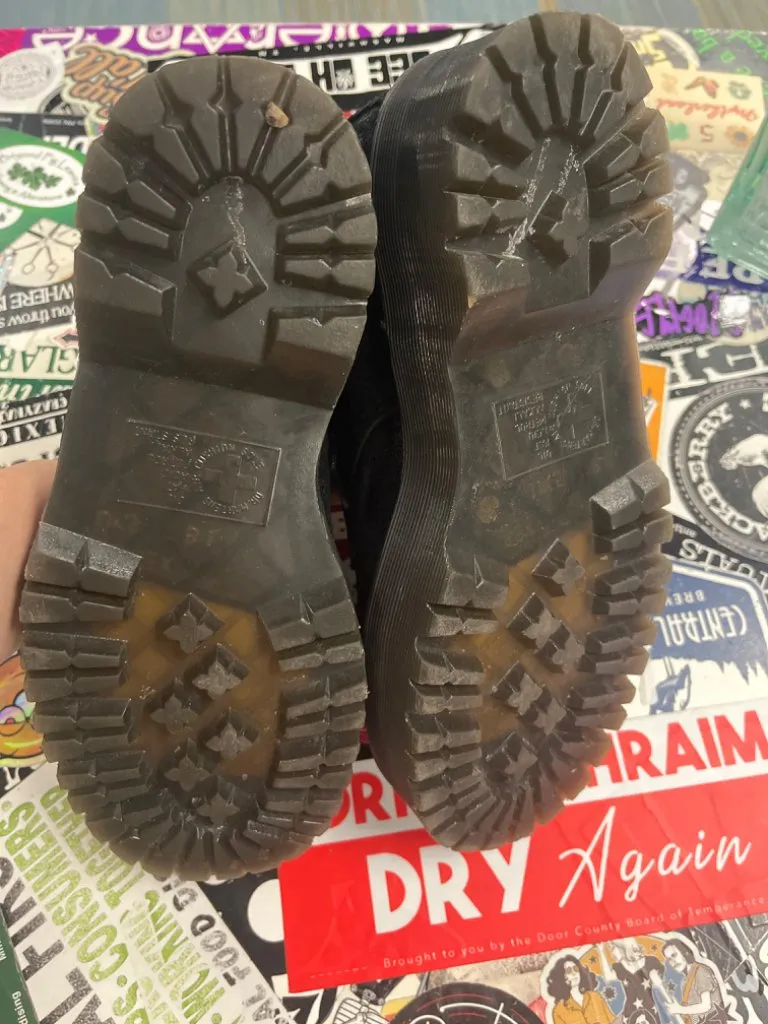 DR MARTIN METALLIC PLATFORM (org$180)