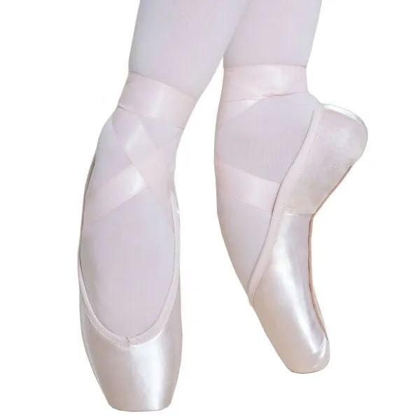 Emilia Pointe Shoe 🩰 Flexible Soft Shank