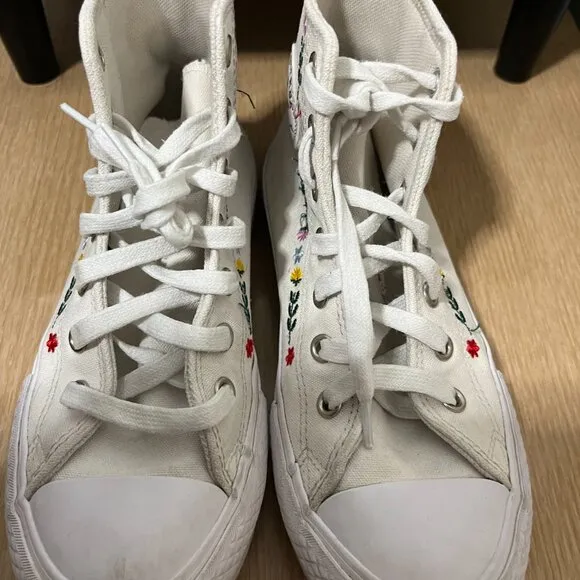 EUC CTAS Converse EVA Lift Platform High 'Floral Embroidery' A02229C (Youth 2)