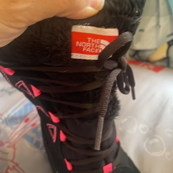 EUC Northface Shellista Lace II Boots