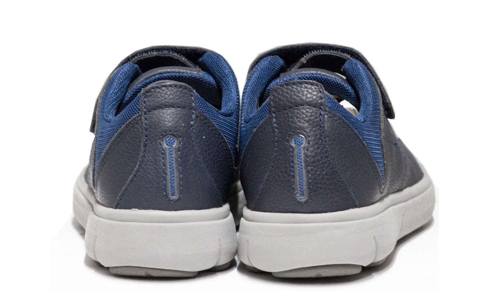 Geox Boys J Nebcup Breathable Light Sneaker