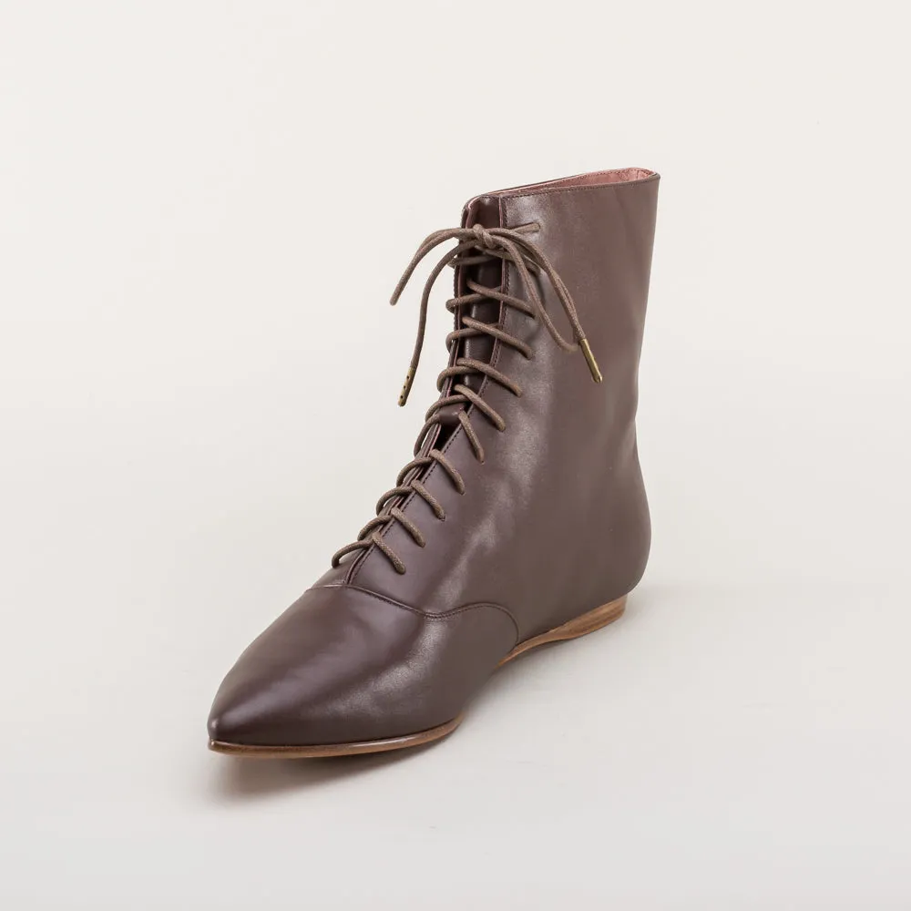 Hartfield Regency Leather Boots (Brown)
