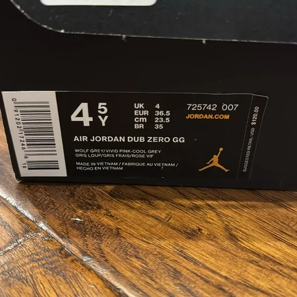 Jordan’s sneakers dub zero