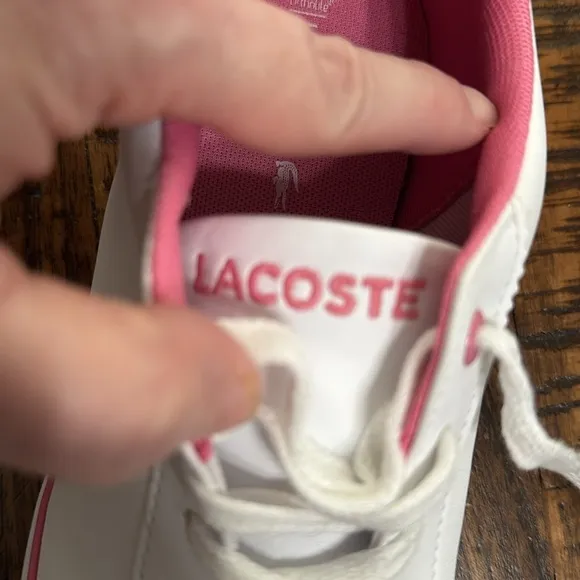 Lacoste Sneakers white with pink alligator and details kids sz 5.5 or EU 37.5