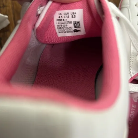 Lacoste Sneakers white with pink alligator and details kids sz 5.5 or EU 37.5