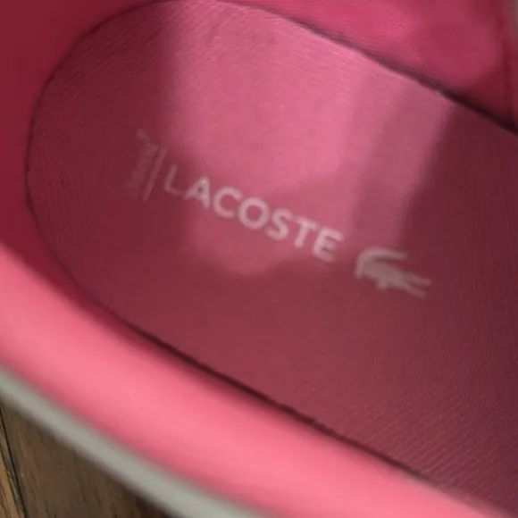 Lacoste Sneakers white with pink alligator and details kids sz 5.5 or EU 37.5