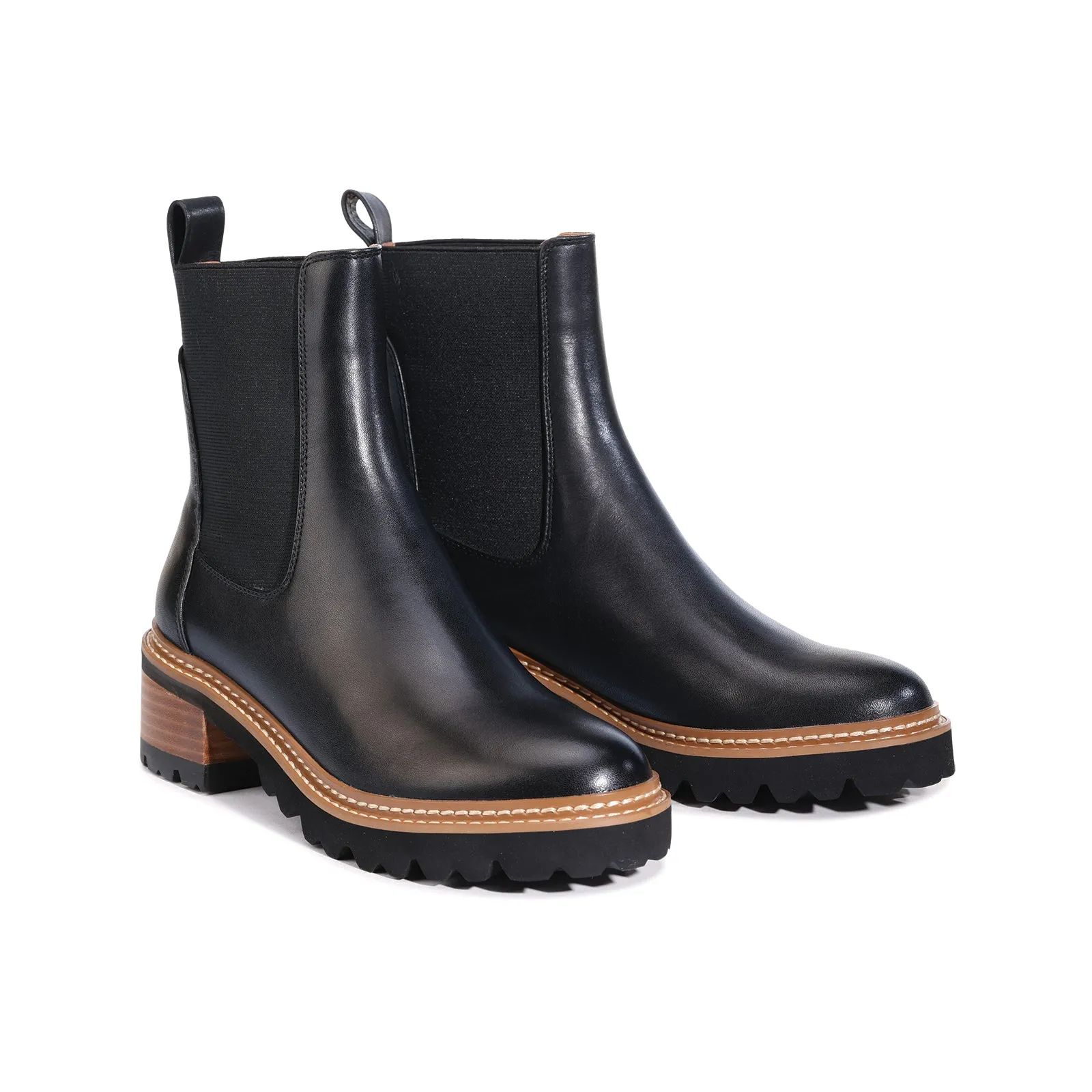 LINEAR LEATHER ANKLE BOOTS