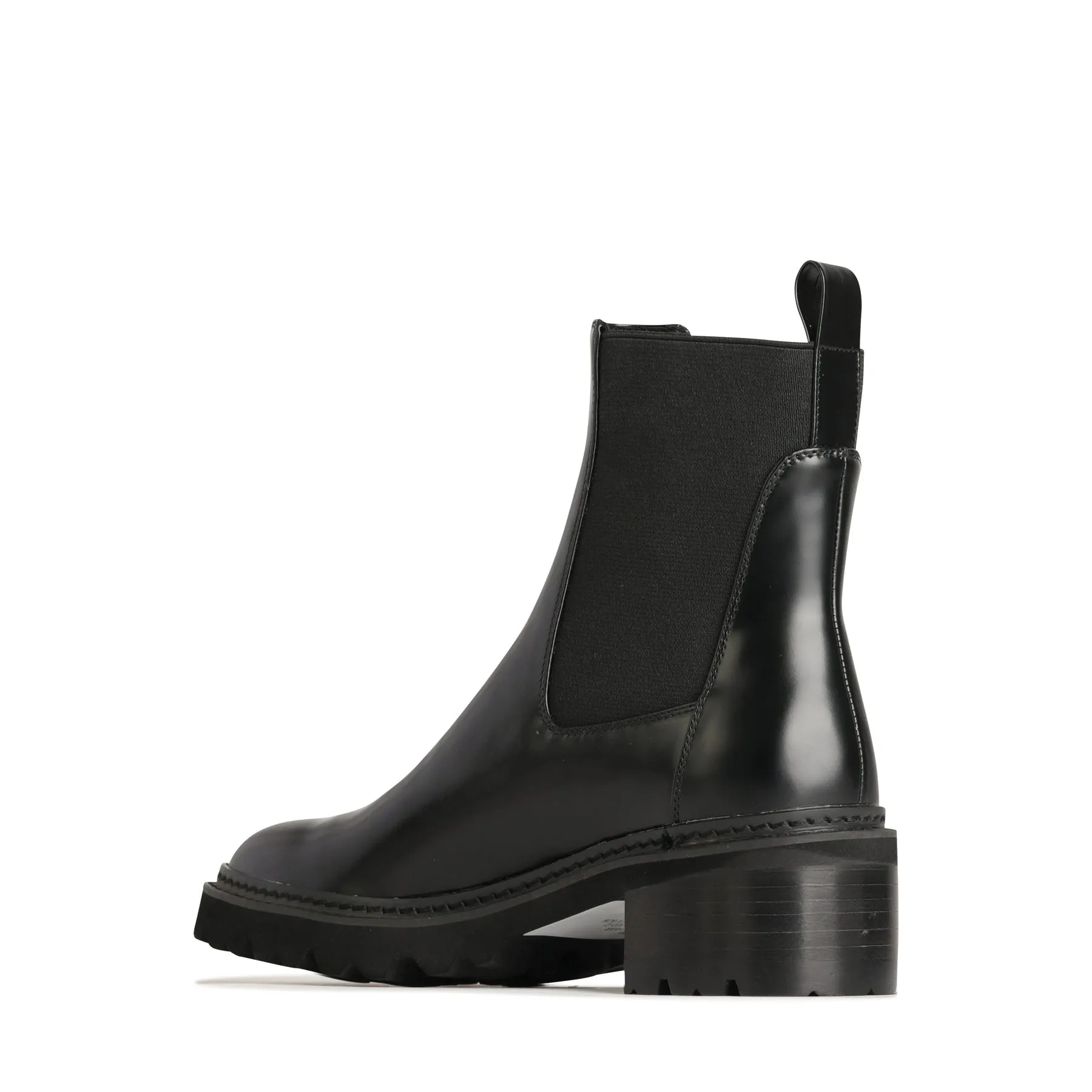 LINEAR LEATHER ANKLE BOOTS