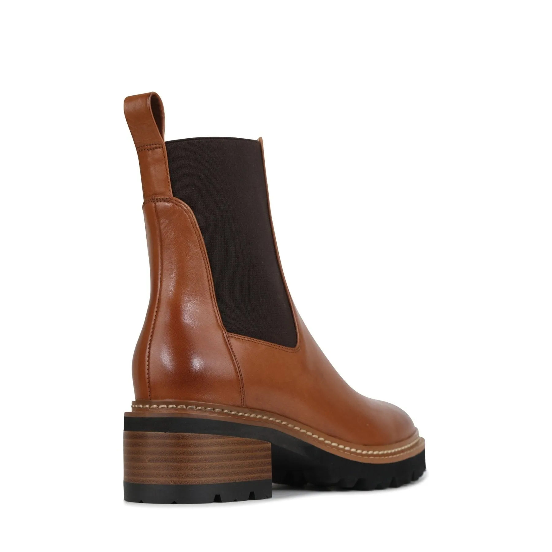 LINEAR LEATHER ANKLE BOOTS
