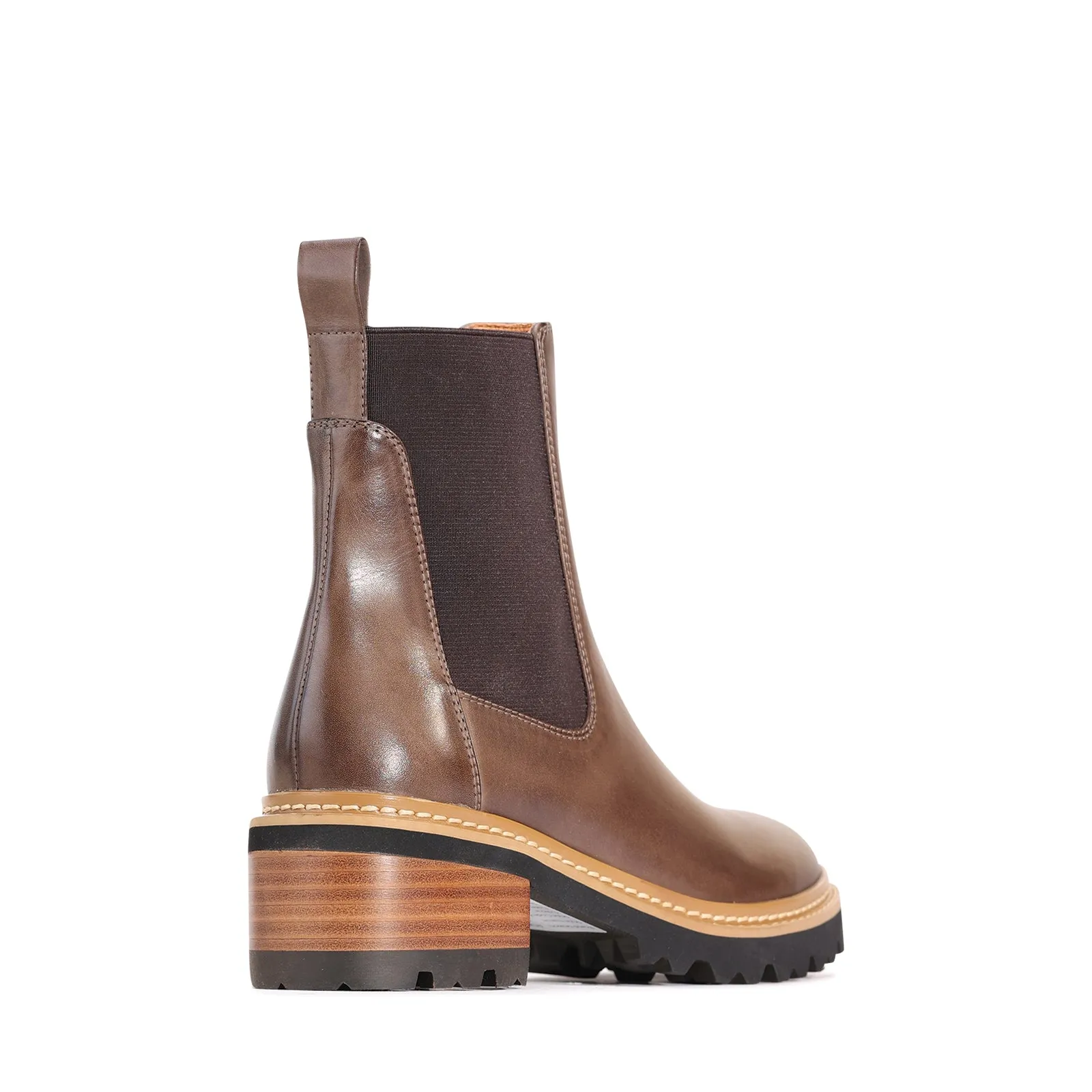 LINEAR LEATHER ANKLE BOOTS