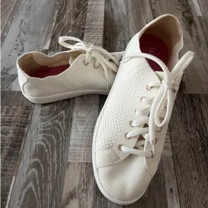 L.L. Bean Eco Bay Soft Knit Sneaker Size 10 Lace Up Machine Washable Athleisure