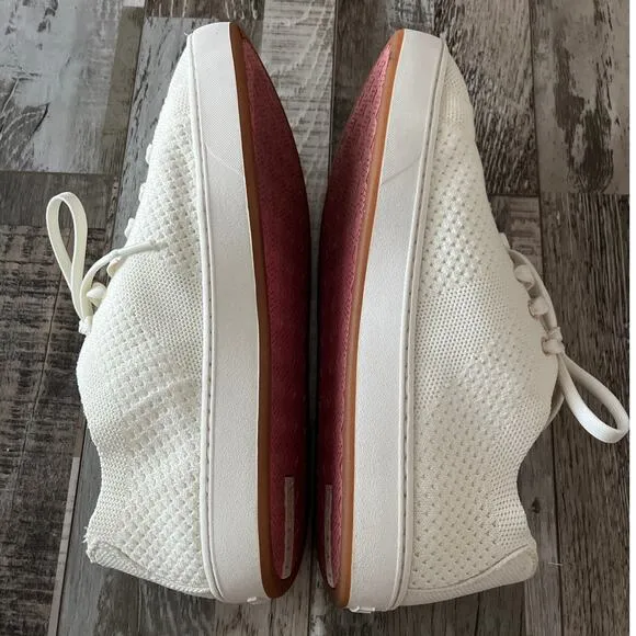 L.L. Bean Eco Bay Soft Knit Sneaker Size 10 Lace Up Machine Washable Athleisure