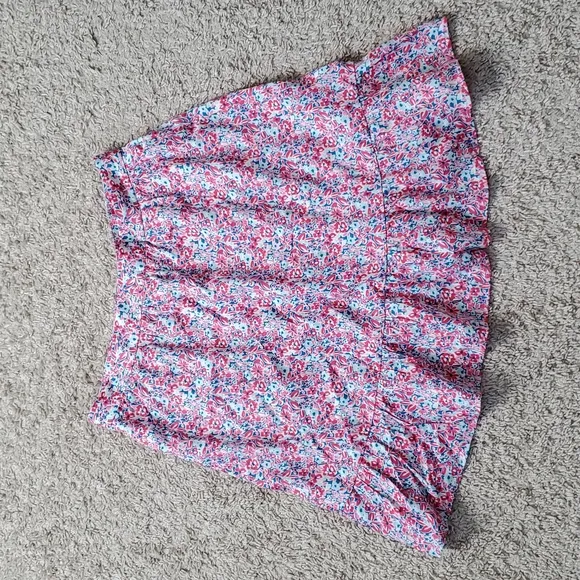 New BCBG Women skirt mini lightweight casual sz M floral pattern (R)