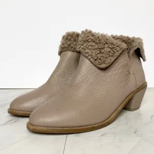 New! Kelsi Dagger Kayak Faux Fur Leather Boot 8.5
