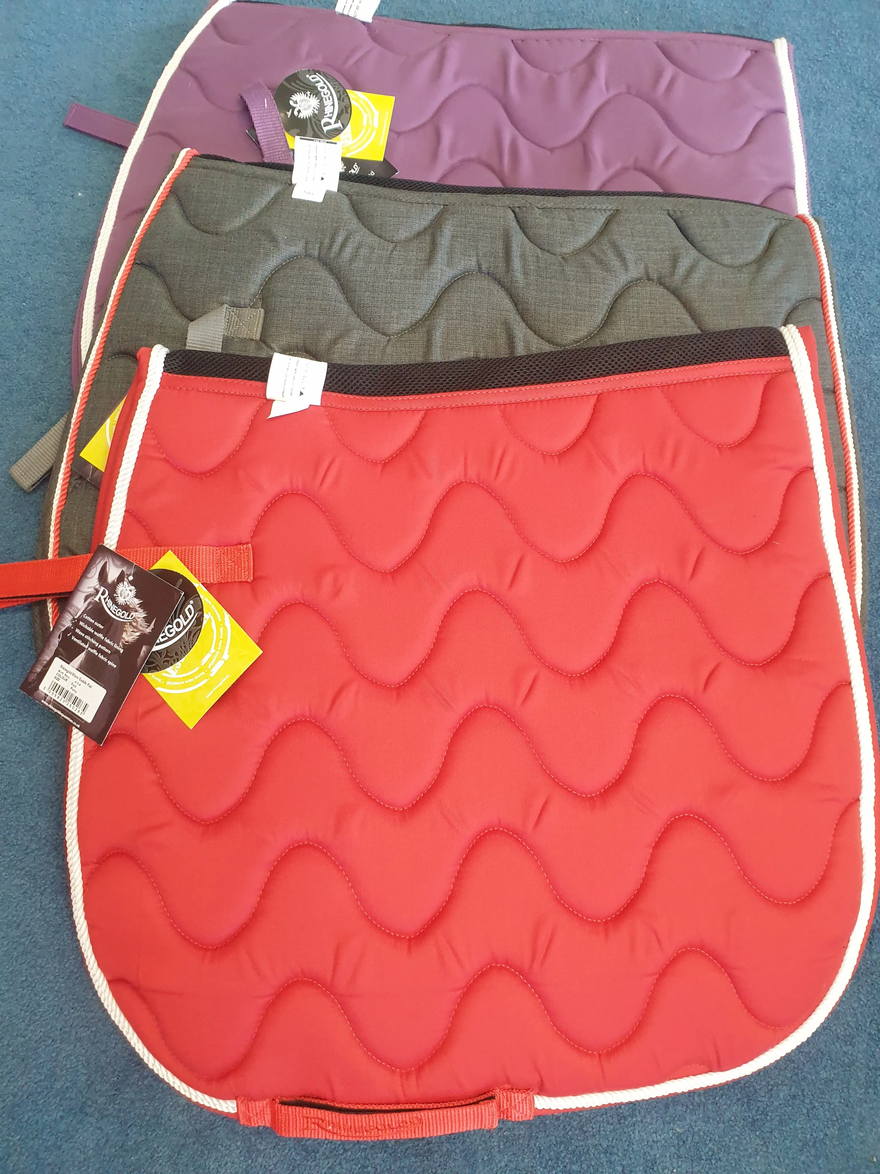NEW Rhinehold breathable wave pad FREE POSTAGE 🟣