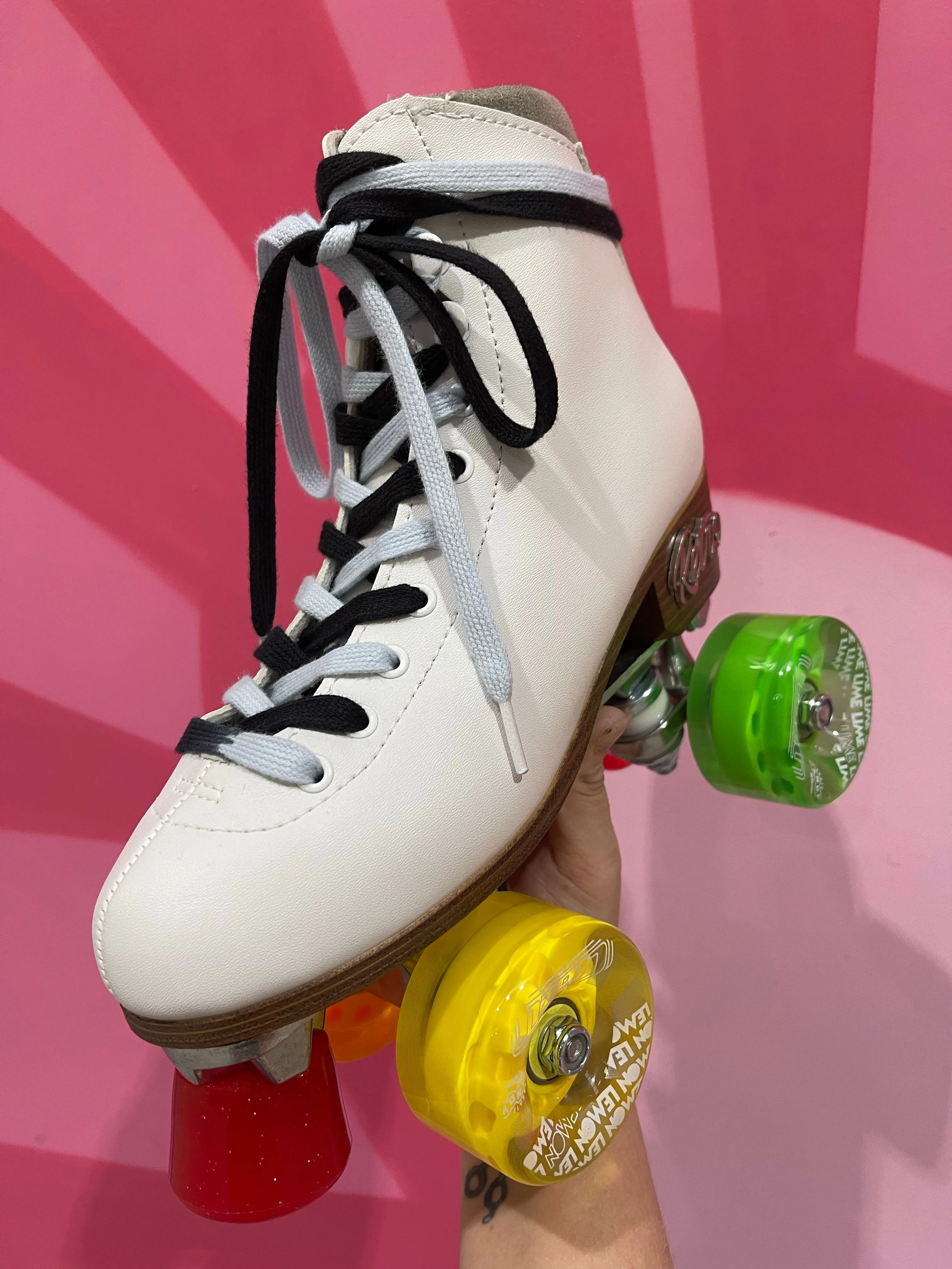 Noodles Skate Laces - Yin and Yang