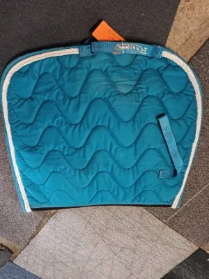 Pony size, aquamarine, rhinegold wave saddle pad,breathable spine