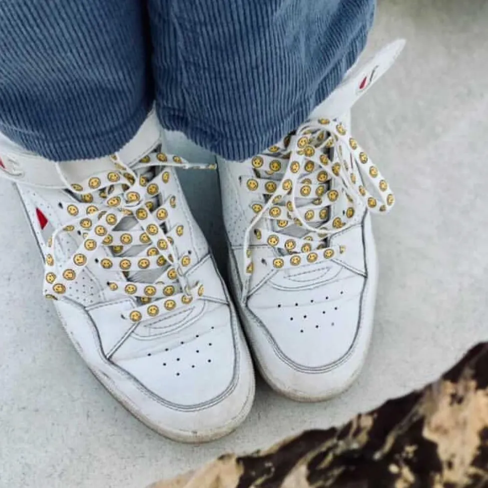 SHOE LACES - smiley