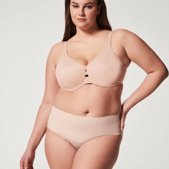 Spanx Low Profile Minimizer Bra