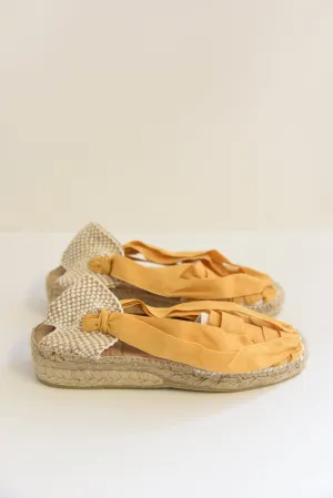 The Guapa Espadrilles // Sunflower