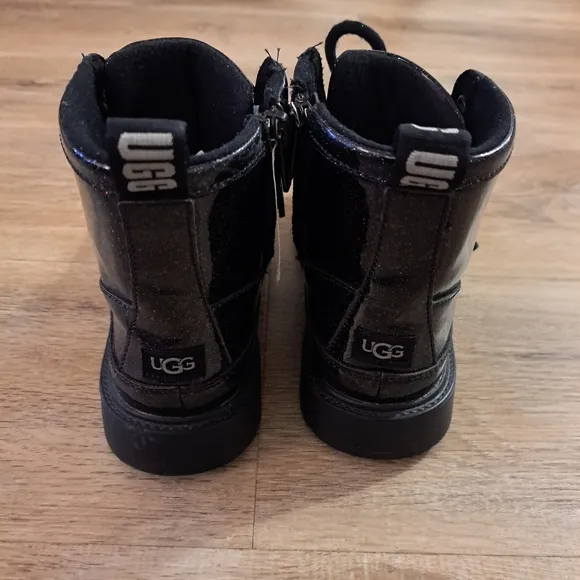 UGG Robley Glitter Black Boots Kid's Size 3