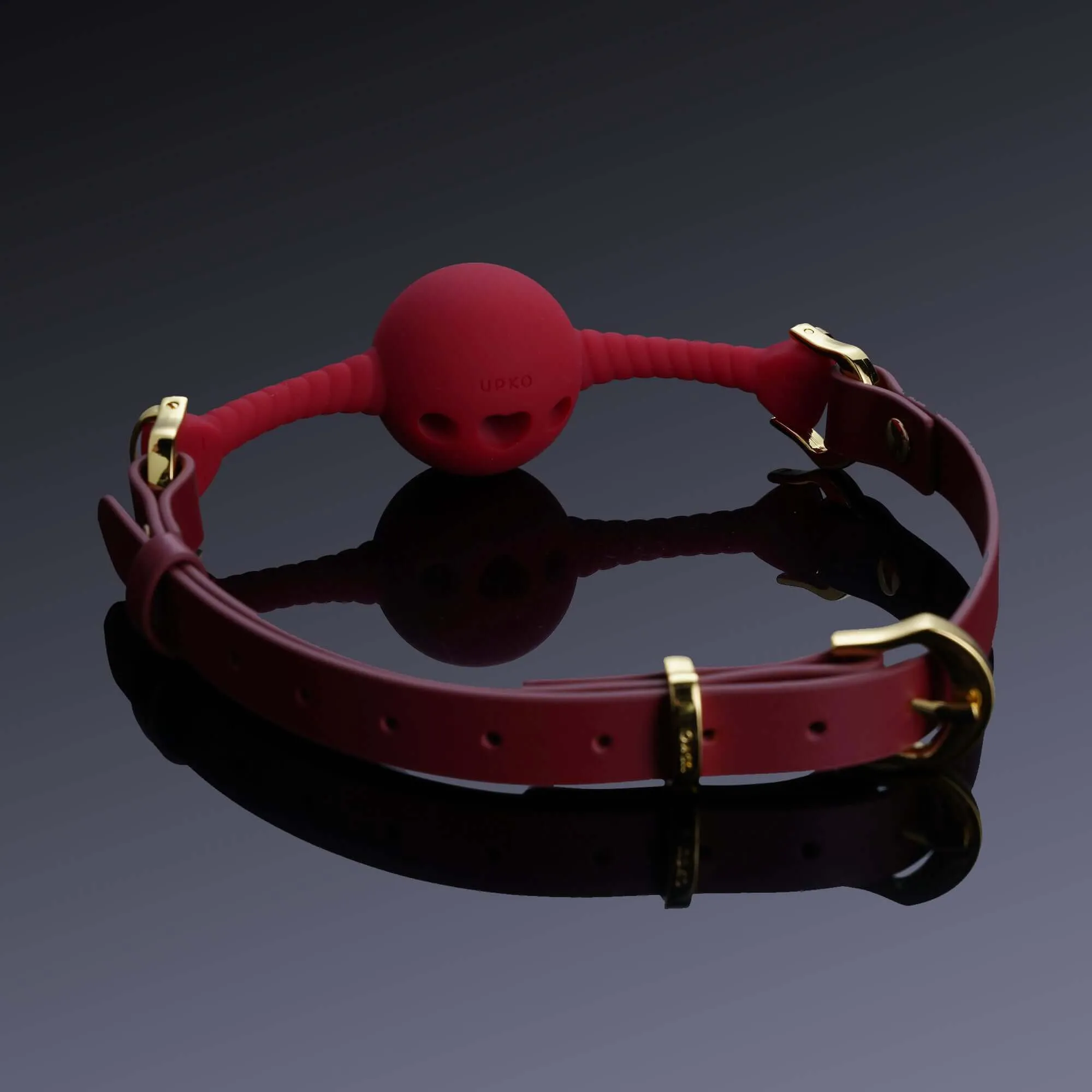 UPKO Middle Heart-Shaped Breathable Mouth Gag Red