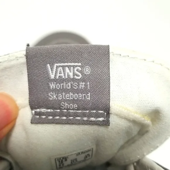 VANS Men's Skateboard Shoe, High Top Grey Canvas Size 10  Off the Wall