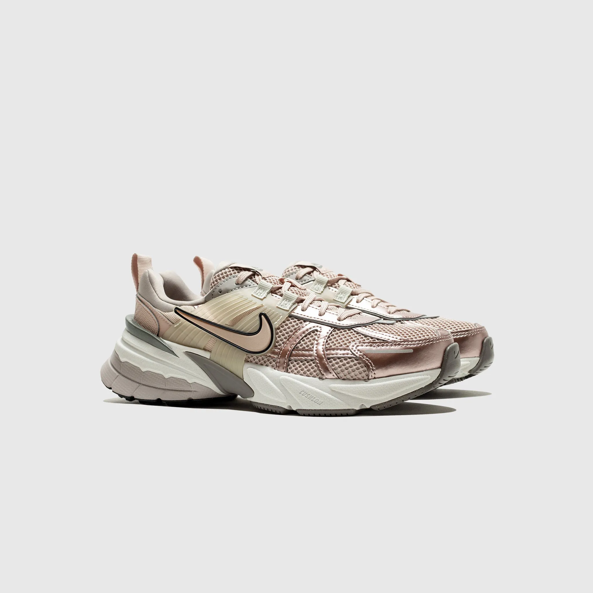 WMNS V2K RUN "PARTICLE BEIGE"