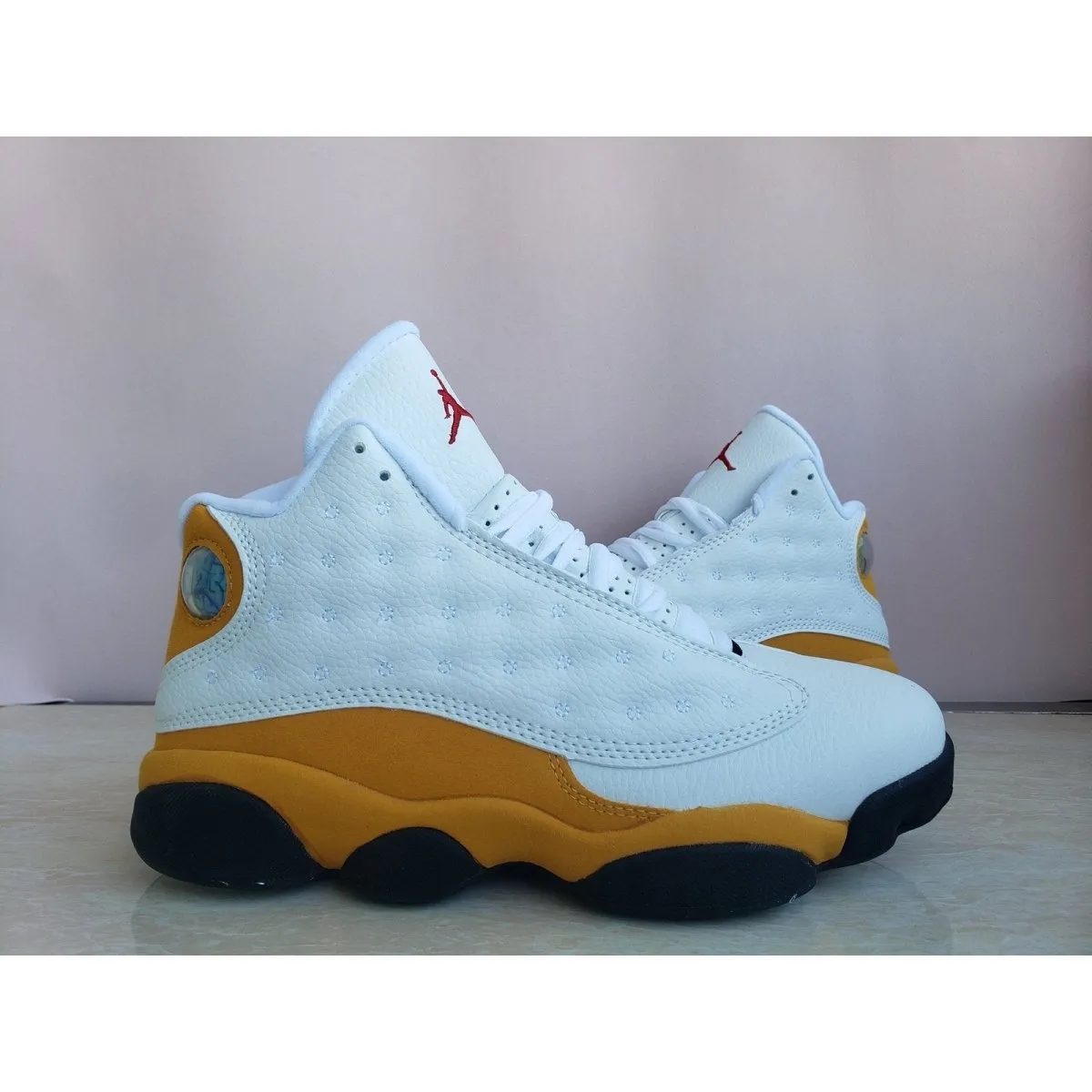 x ORANGE WHITE Flexible Reliable delivery JORDAN RETRO 13